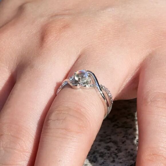 Round Cut Moonstone Ring Female Jewelry Delicate Design - Picture 4 of 12